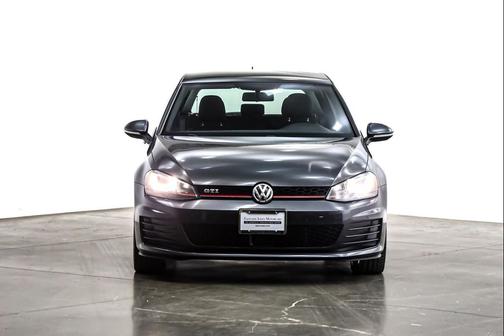 2015 Volkswagen Golf GTI 2.0T S 4-Door
