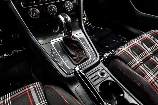 2015 Volkswagen Golf GTI 2.0T S 4-Door