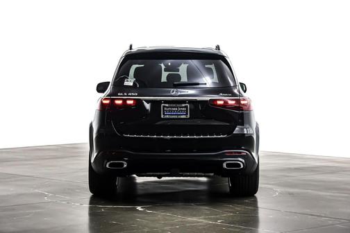 2025 Mercedes-Benz GLS 450 4MATIC
