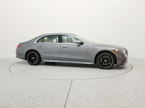 Selenite Grey Metallic 2026 Mercedes-Benz S-Class 4MATIC
