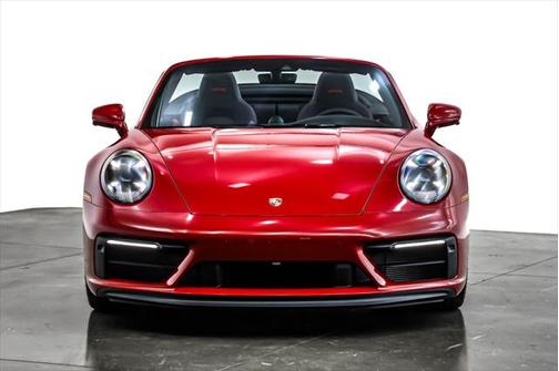 2023 Porsche 911 Carrera GTS