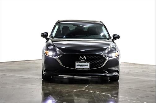 2022 Mazda Mazda3 FWD w/Preferred Package