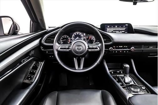 2022 Mazda Mazda3 FWD w/Preferred Package