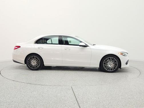 MANUFAKTUR Moonlight White Metallic 2026 Mercedes-Benz C-Class C 300