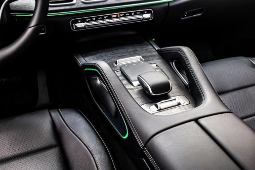 2026 Mercedes-Benz GLS 450 4MATIC