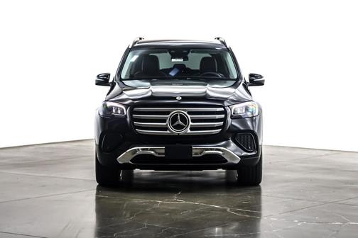2026 Mercedes-Benz GLS 450 4MATIC