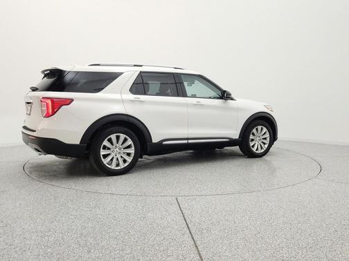 Star White Metallic Tri-Coat 2023 Ford Explorer Limited