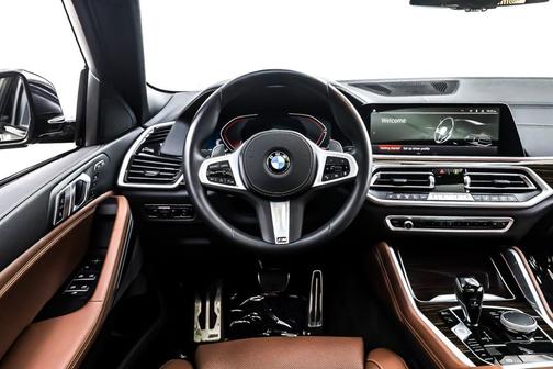 2023 BMW X6 xDrive40i