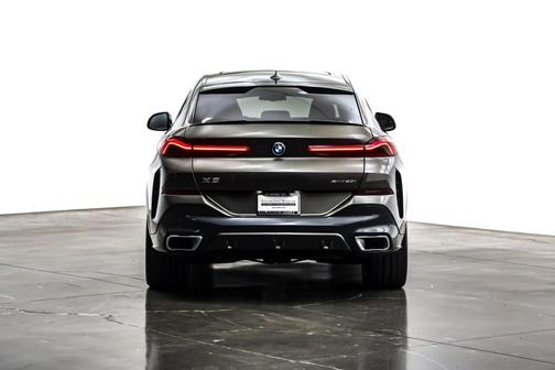 2023 BMW X6 xDrive40i
