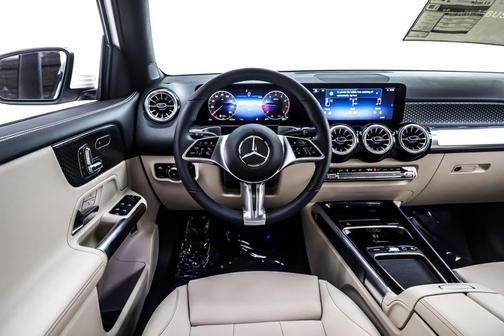 2025 Mercedes-Benz GLB 250 Base