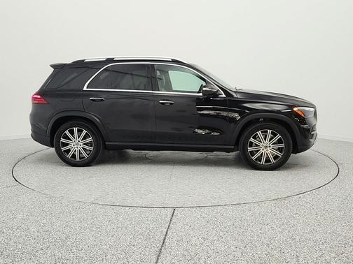 Obsidian Black Metallic 2026 Mercedes-Benz GLE 350 4MATIC