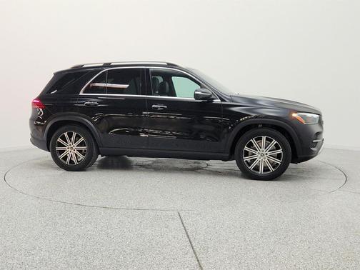 Obsidian Black Metallic 2026 Mercedes-Benz GLE 350 4MATIC