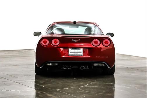 2005 Chevrolet Corvette Base