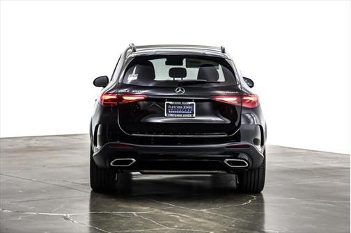 2025 Mercedes-Benz GLC 350e Base