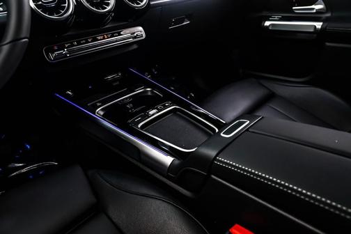 2026 Mercedes-Benz GLB 250 Base