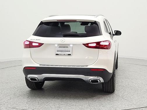 Polar White 2026 Mercedes-Benz GLA 250 4MATIC