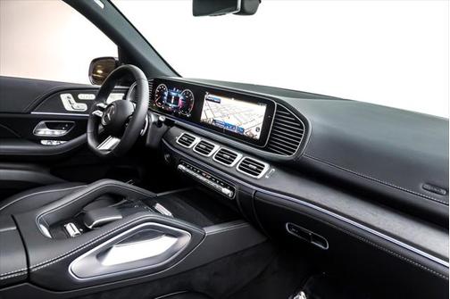 2025 Mercedes-Benz GLS 580 4MATIC