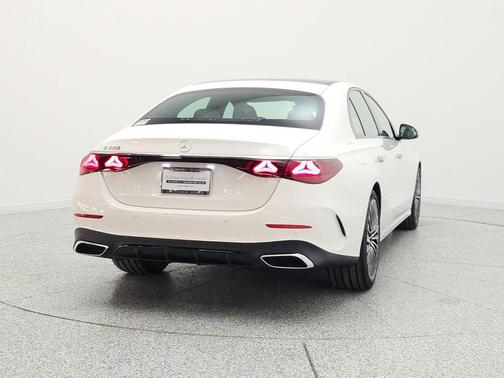 Polar White 2026 Mercedes-Benz E-Class E 350