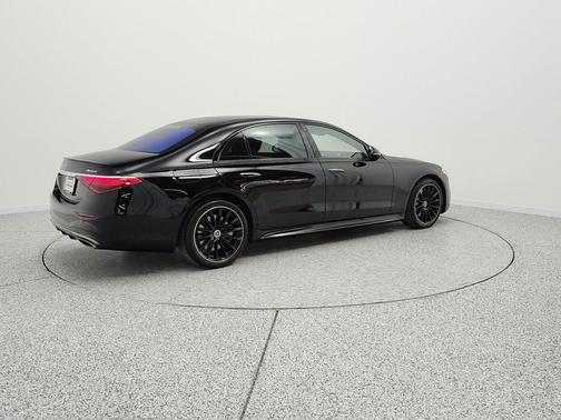 Black 2023 Mercedes-Benz S-Class 4MATIC