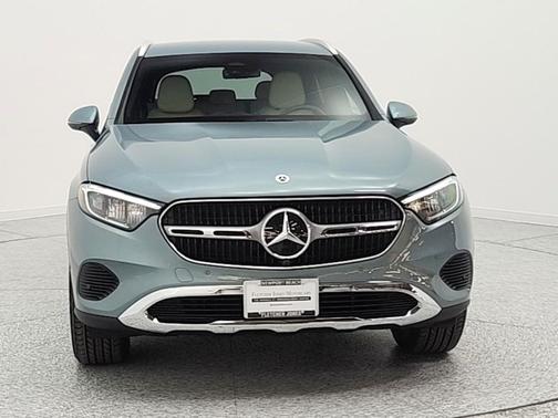 Verde Silver Metallic 2026 Mercedes-Benz GLC 300 Base