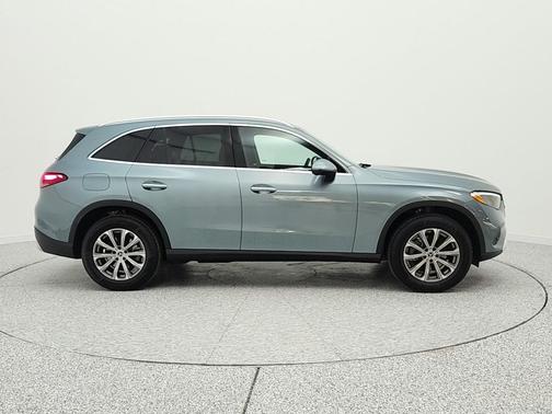 Verde Silver Metallic 2026 Mercedes-Benz GLC 300 Base