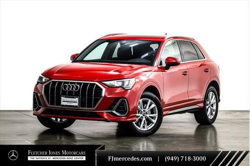 2022 Audi Q3 45 S line Premium