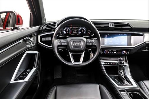 2022 Audi Q3 45 S line Premium