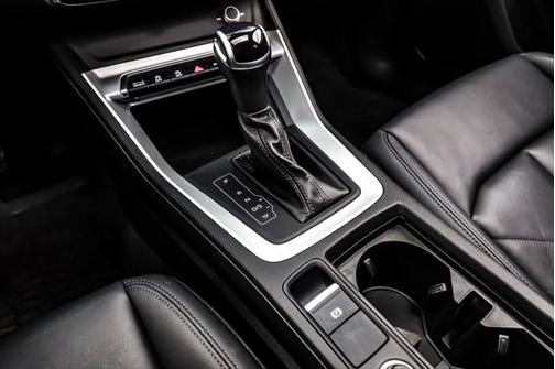 2022 Audi Q3 45 S line Premium