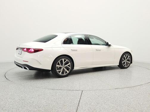 Polar White 2026 Mercedes-Benz E-Class E 350