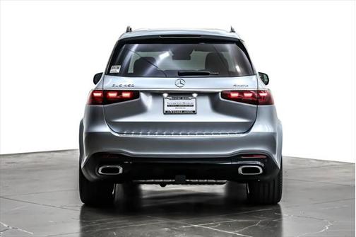2025 Mercedes-Benz GLS 450 4MATIC