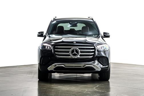 2026 Mercedes-Benz GLS 450 4MATIC