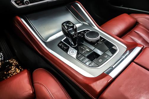 2021 BMW X6 xDrive40i