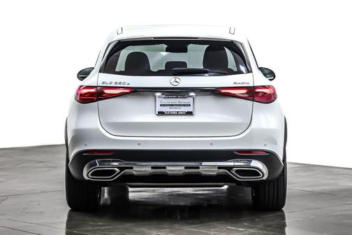 2025 Mercedes-Benz GLC 350e Base