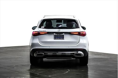 2025 Mercedes-Benz GLC 300 Base