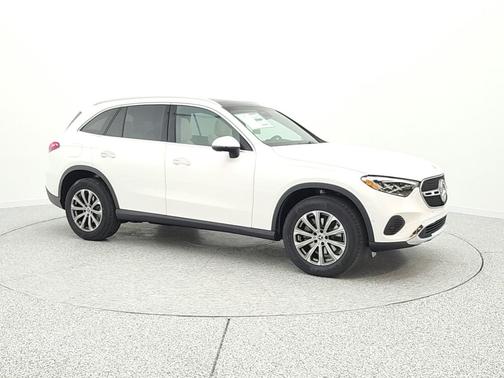 Polar White 2026 Mercedes-Benz GLC 300 Base