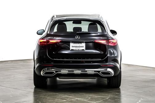 2025 Mercedes-Benz GLC 350e Base