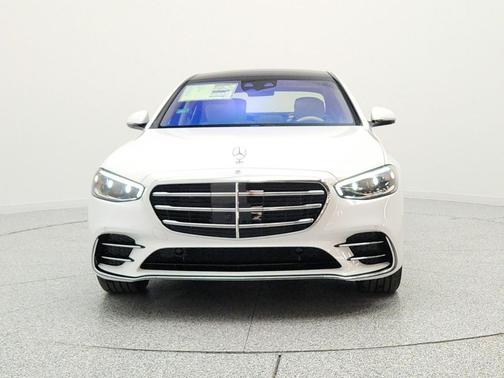MANUFAKTUR Moonlight White Metallic 2026 Mercedes-Benz S-Class S 580e 4MATIC