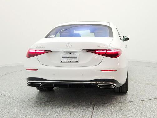 MANUFAKTUR Moonlight White Metallic 2026 Mercedes-Benz S-Class S 580e 4MATIC
