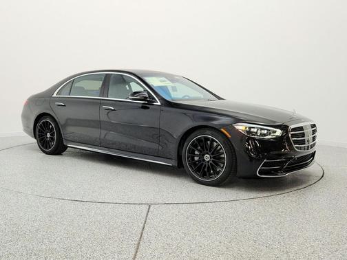 Obsidian Black Metallic 2026 Mercedes-Benz S-Class 4MATIC