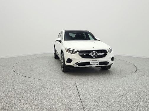 2025 Mercedes-Benz GLC 300 Base