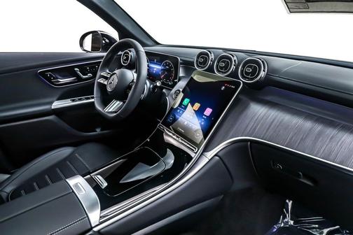 2026 Mercedes-Benz GLC 300 Base