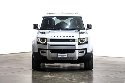 2023 Land Rover Defender 110 SE