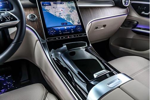 2025 Mercedes-Benz GLC 350e Base