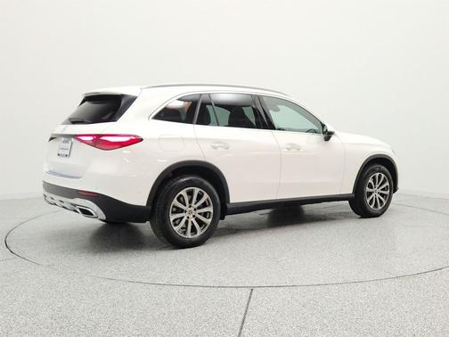 Polar White 2024 Mercedes-Benz GLC 300 Base