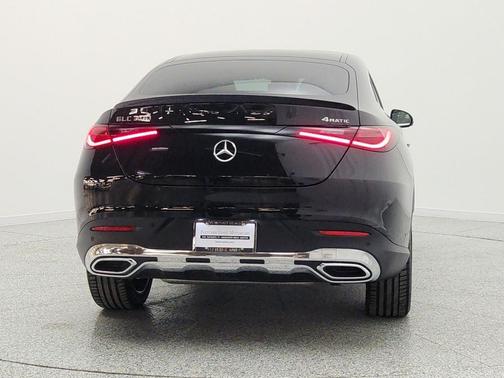 Obsidian Black Metallic 2026 Mercedes-Benz GLC 300 4MATIC Coupe