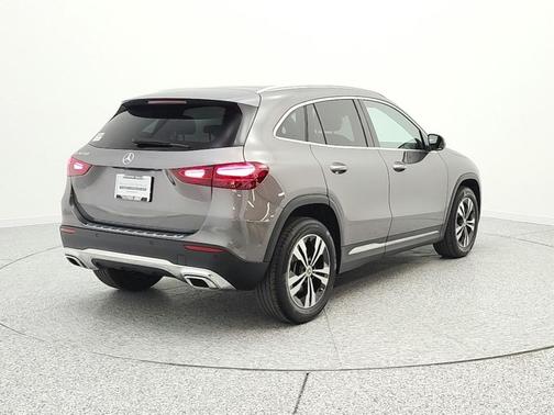 2025 Mercedes-Benz GLA 250 4MATIC