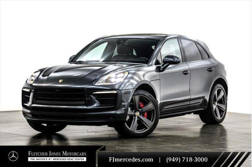 2022 Porsche Macan Base