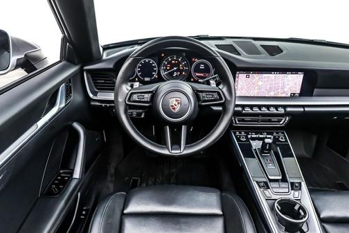 2020 Porsche 911 Carrera