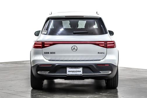 2025 Mercedes-Benz EQB 300 4MATIC