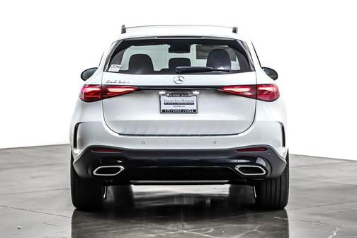 2026 Mercedes-Benz GLC 300 Base